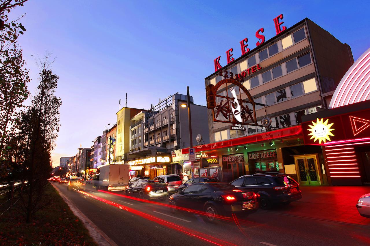 Book a cheap room in Hotel Keese